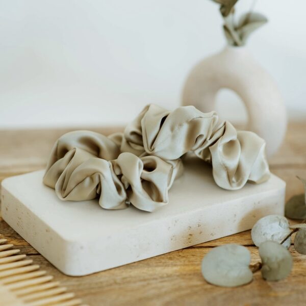 Satiinist patsikumm - pistaatsia